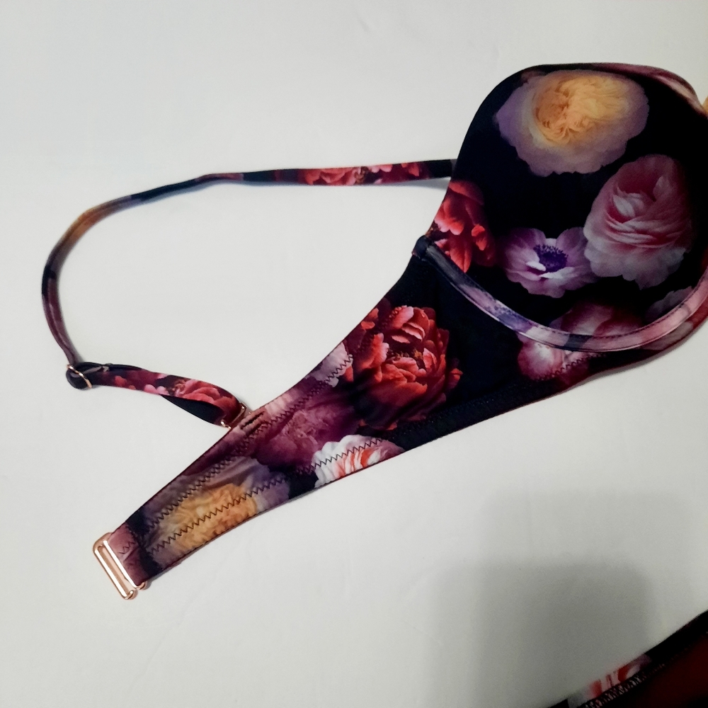 2pc LaVie en Rose Aqua Swim suite - Picture 9 of 16